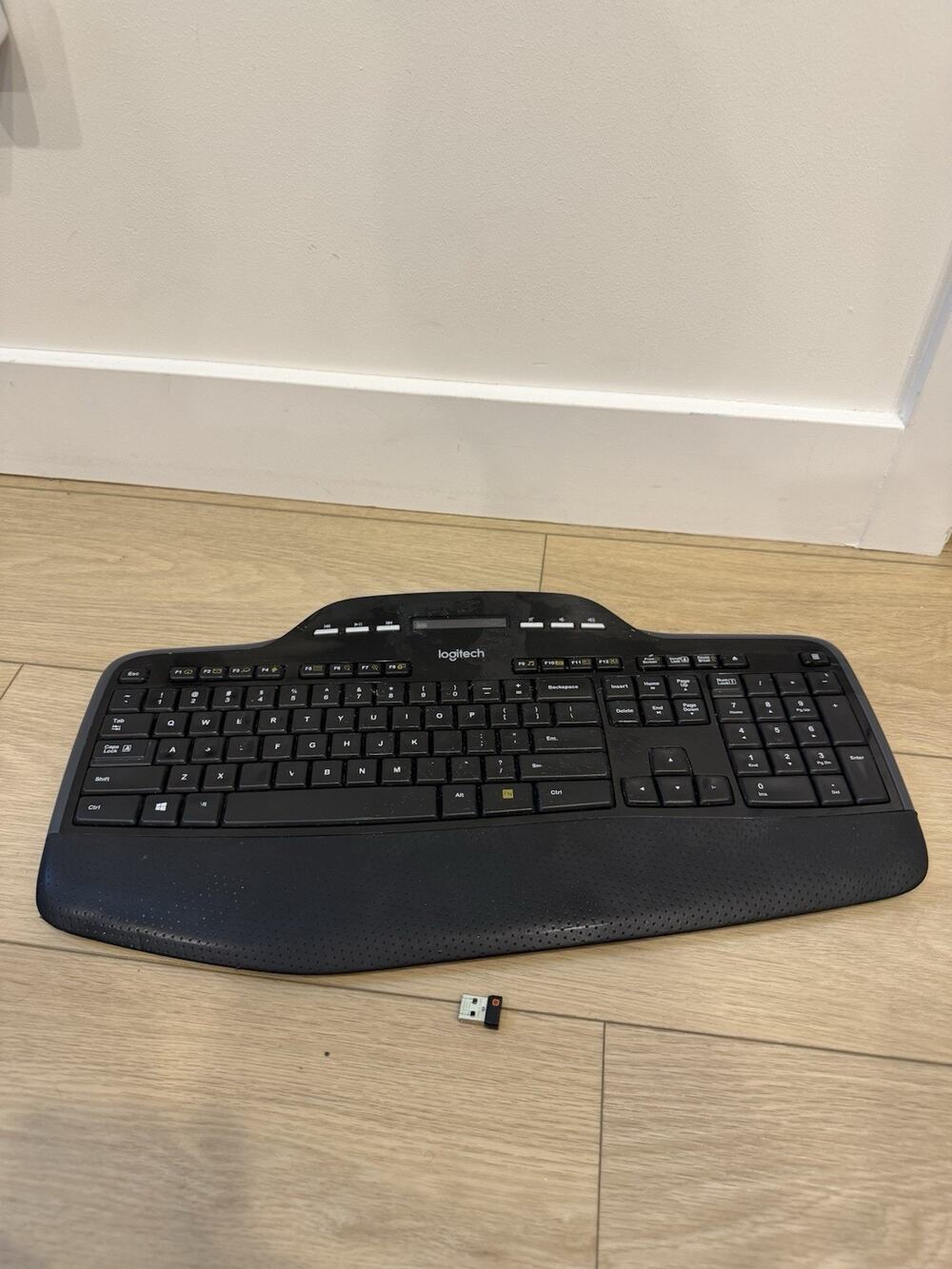 Logitech MK710 Wireless Keyboard Bundle w/ Unifying Receiver Tested